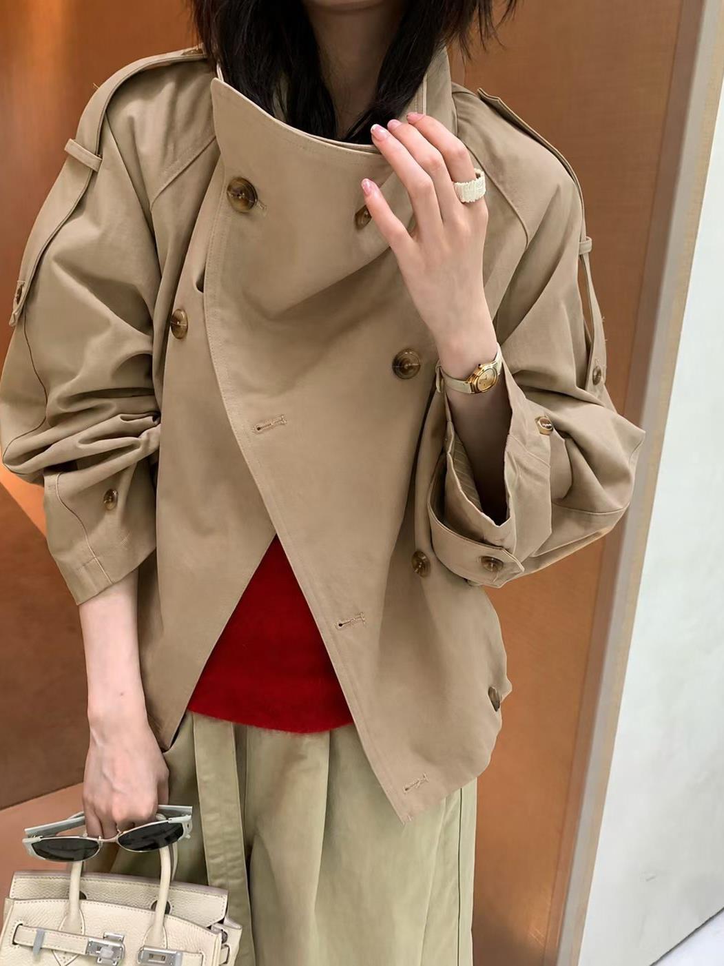 大翻領琥珀扣風衣外套